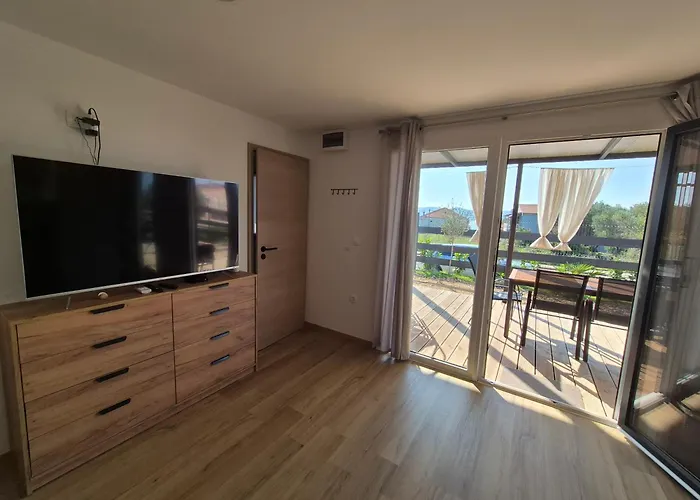 Hiska Morska Ravnica Apartman *